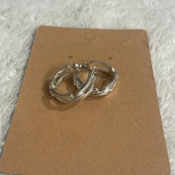 Jewelry - Silver Tone Chain Link Hoop Earrings